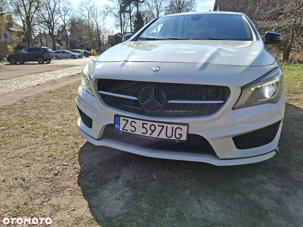 Mercedes-Benz CLA 250 7G-DCT UrbanStyle Edition - 6