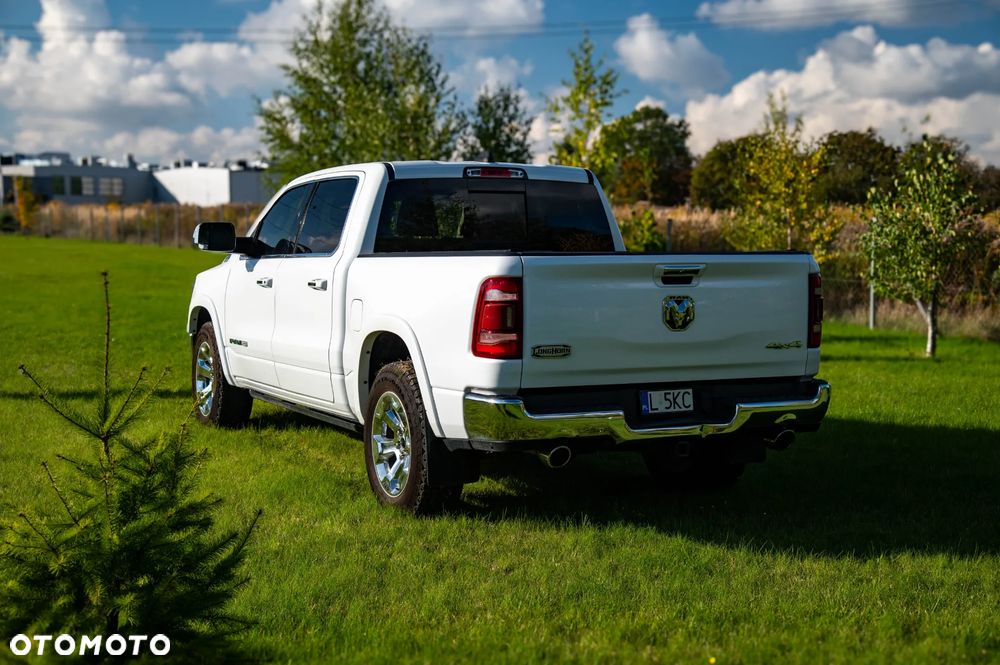 Dodge RAM 5.7 4x4 - 10