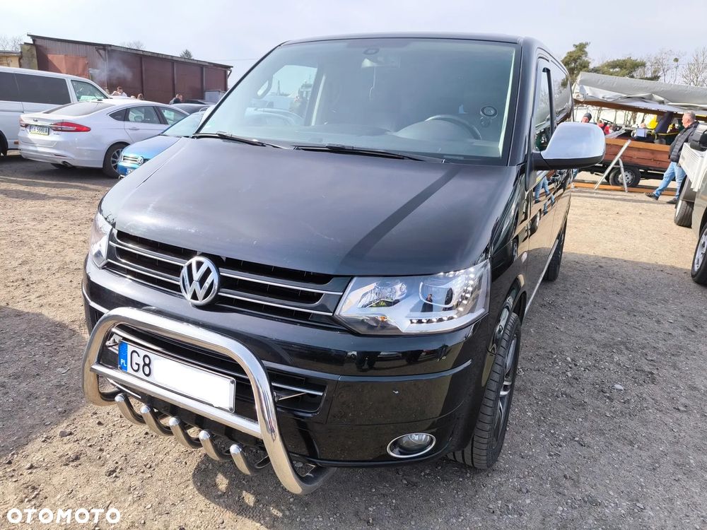 Volkswagen Multivan - 2