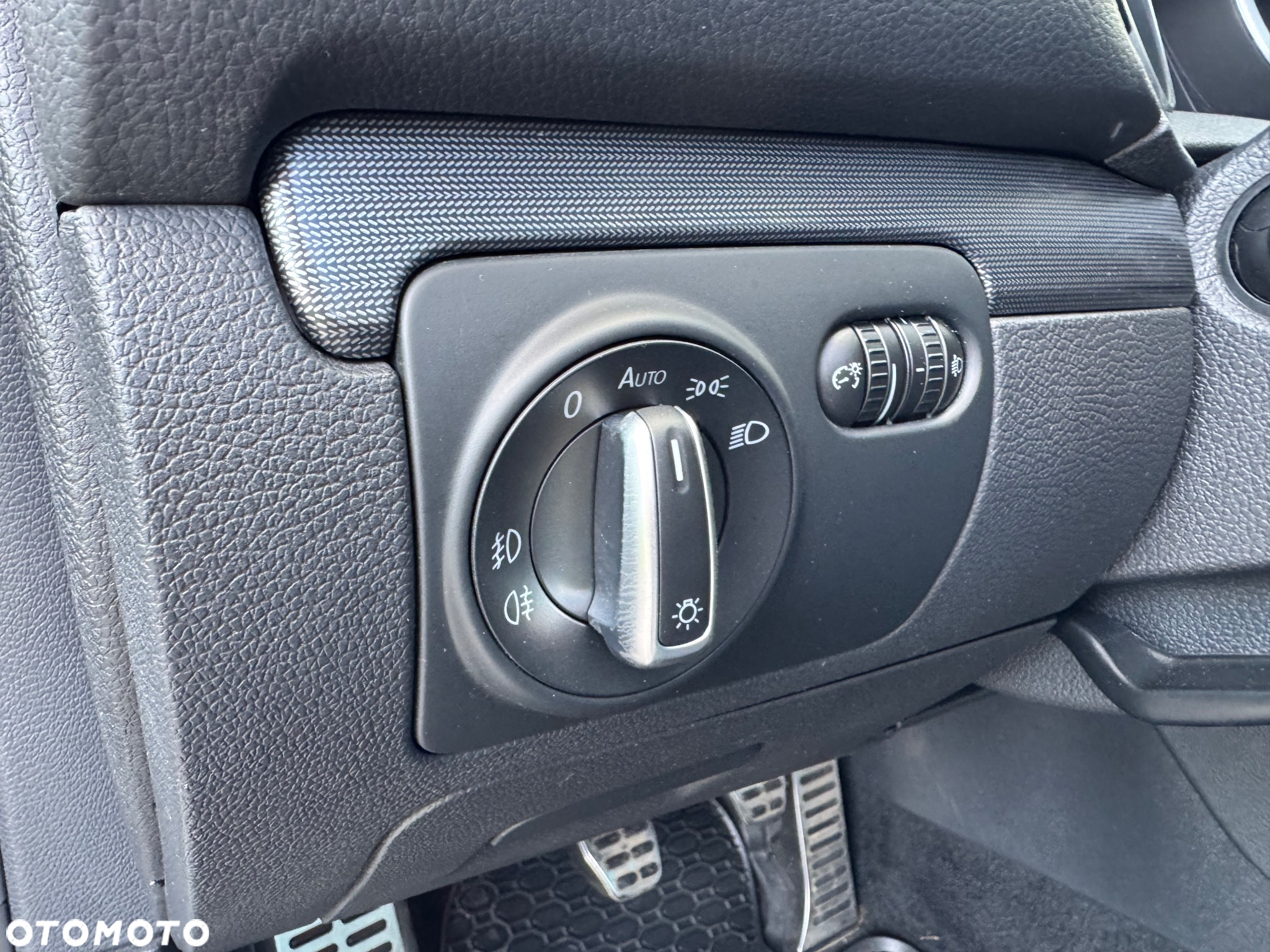 Volkswagen Golf 1.2 TSI BlueMotion Technology MATCH - 29