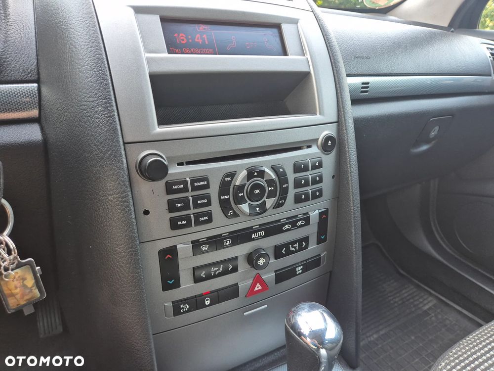 Peugeot 407 - 17