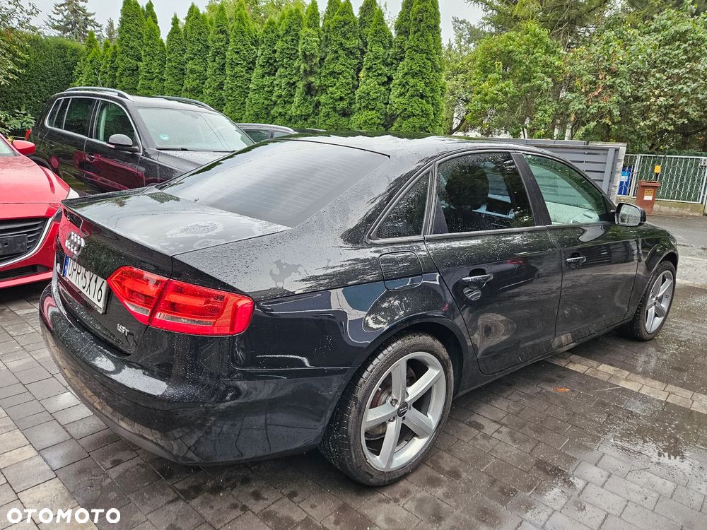 Audi A4 Avant - 25