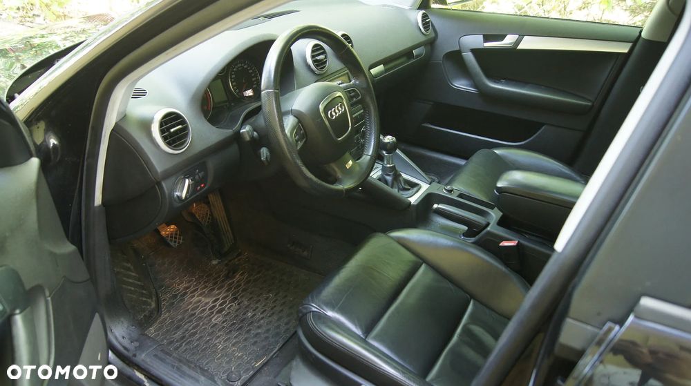 Audi A3 Sportback 2.0 TDI S line Sportpaket plus - 11