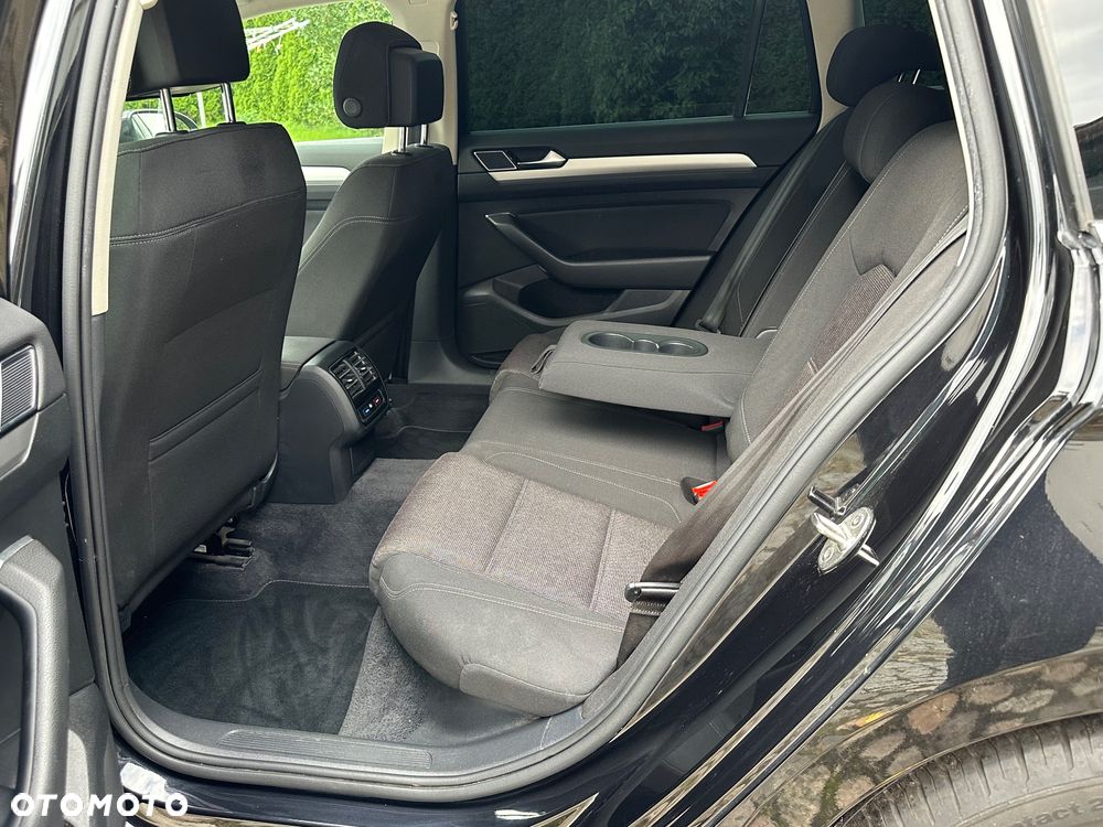 Volkswagen Passat Variant - 10