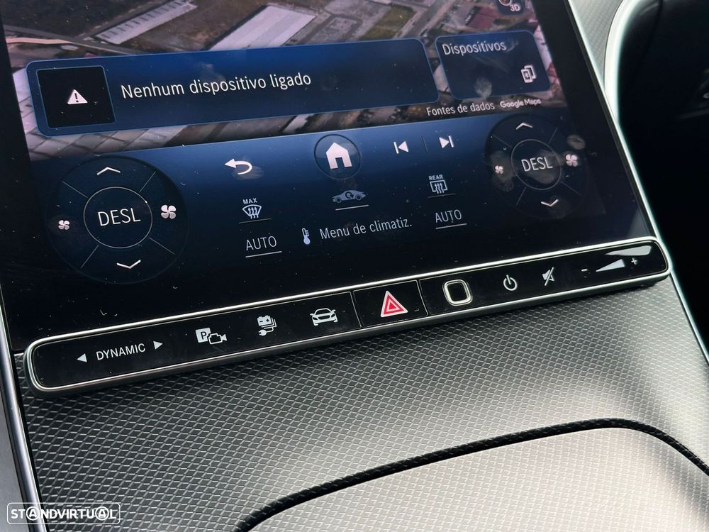 Mercedes-Benz C 300 e AMG Line - 26