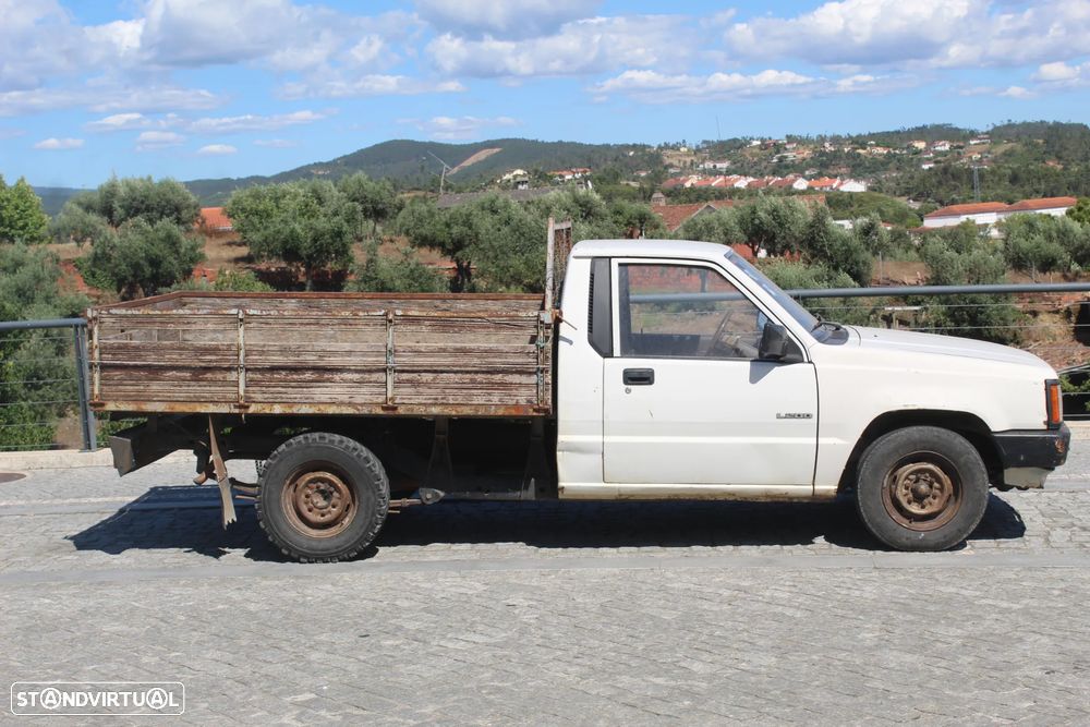 Mitsubishi L200 2.5 D - 11