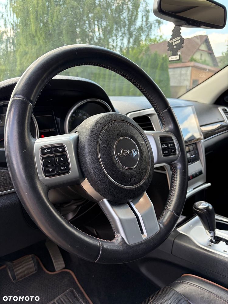 Jeep Grand Cherokee - 18
