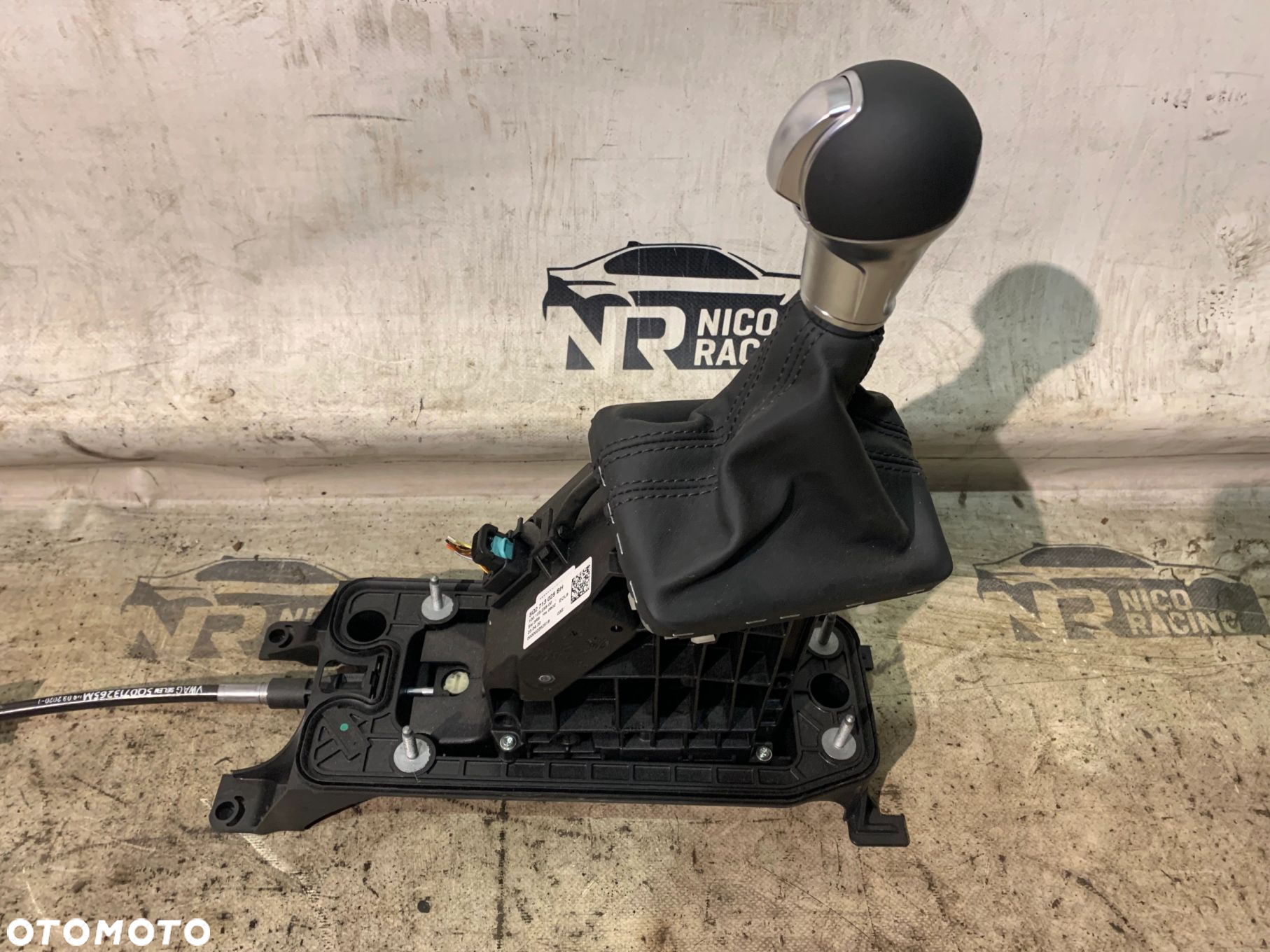 LEWAREK GAŁKA ZMIANY BIEGÓW MECHANIZM AUDI Q2 81A AUTOMAT 5Q2713025BH - 2