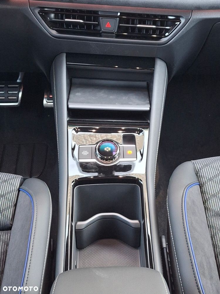 Volkswagen Tiguan 1.5 eTSI R-Line Plus DSG - 25