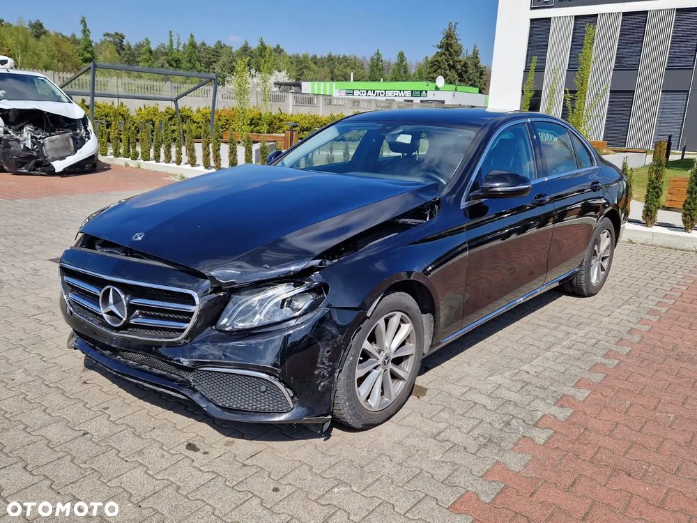 Mercedes-Benz Klasa E 200 d 9G-TRONIC - 6