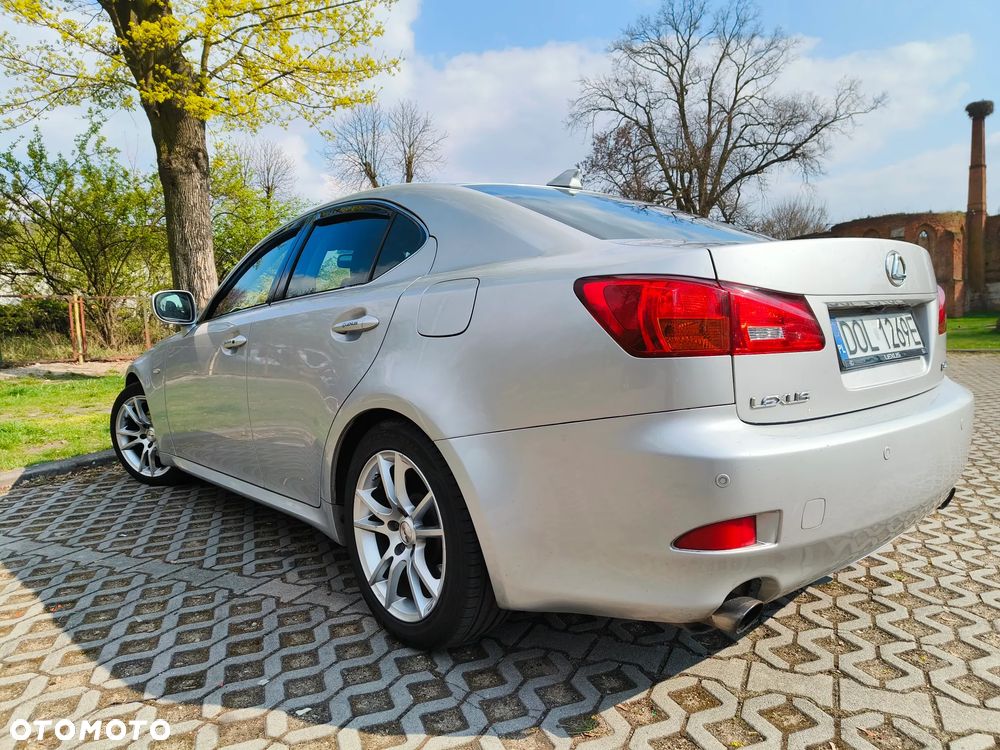 Lexus IS 250 Prestige - 5