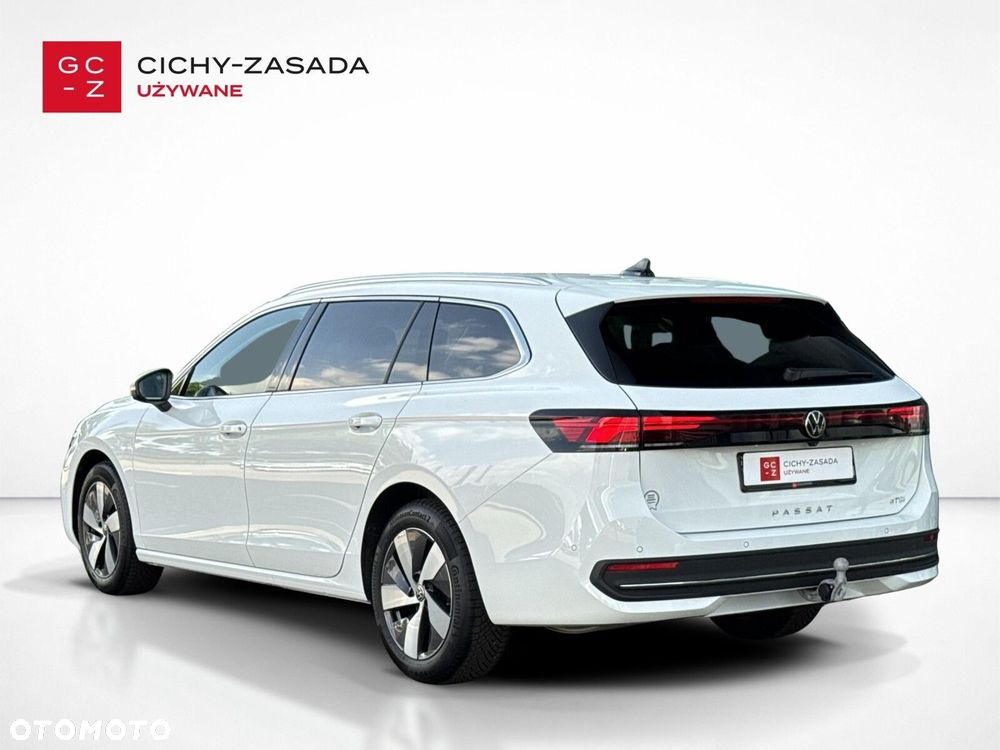 Volkswagen Passat - 7