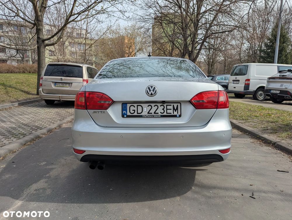 Volkswagen Jetta 1.4 TSI Comfortline - 11