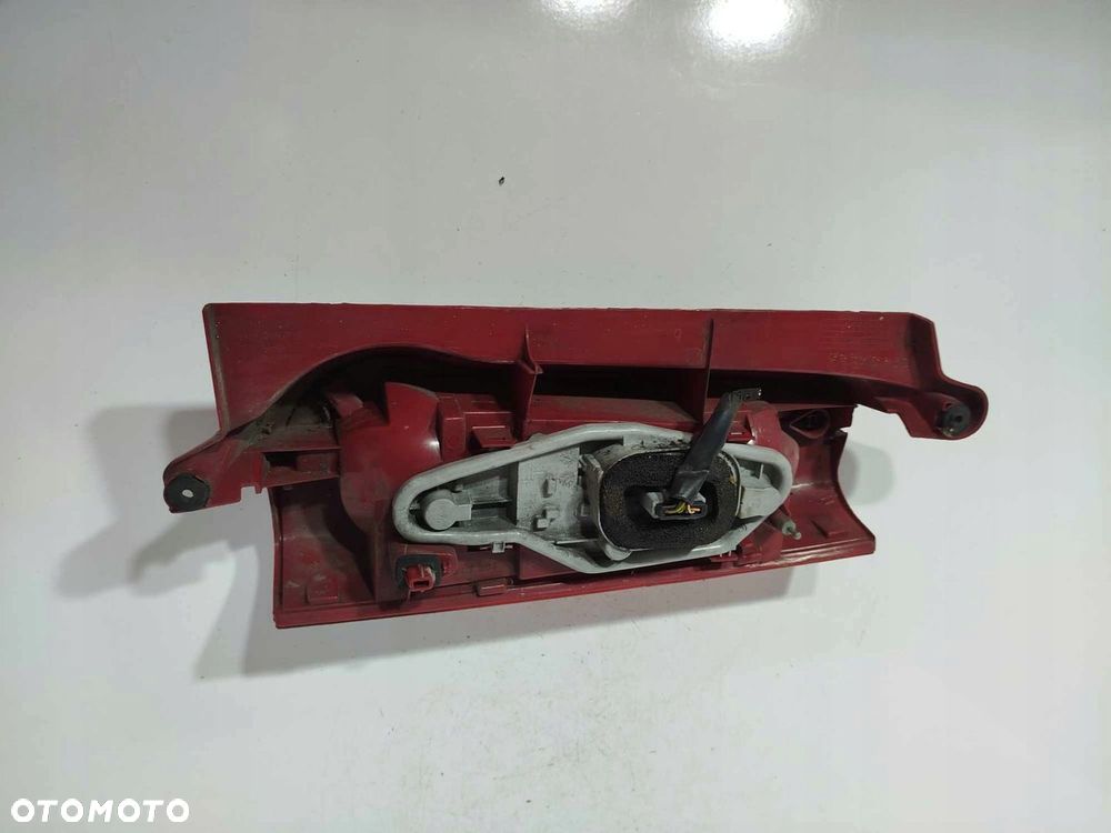 LAMPA LEWA TYLNA CITROEN BERLINGO II PARTNER 08-12 - 2
