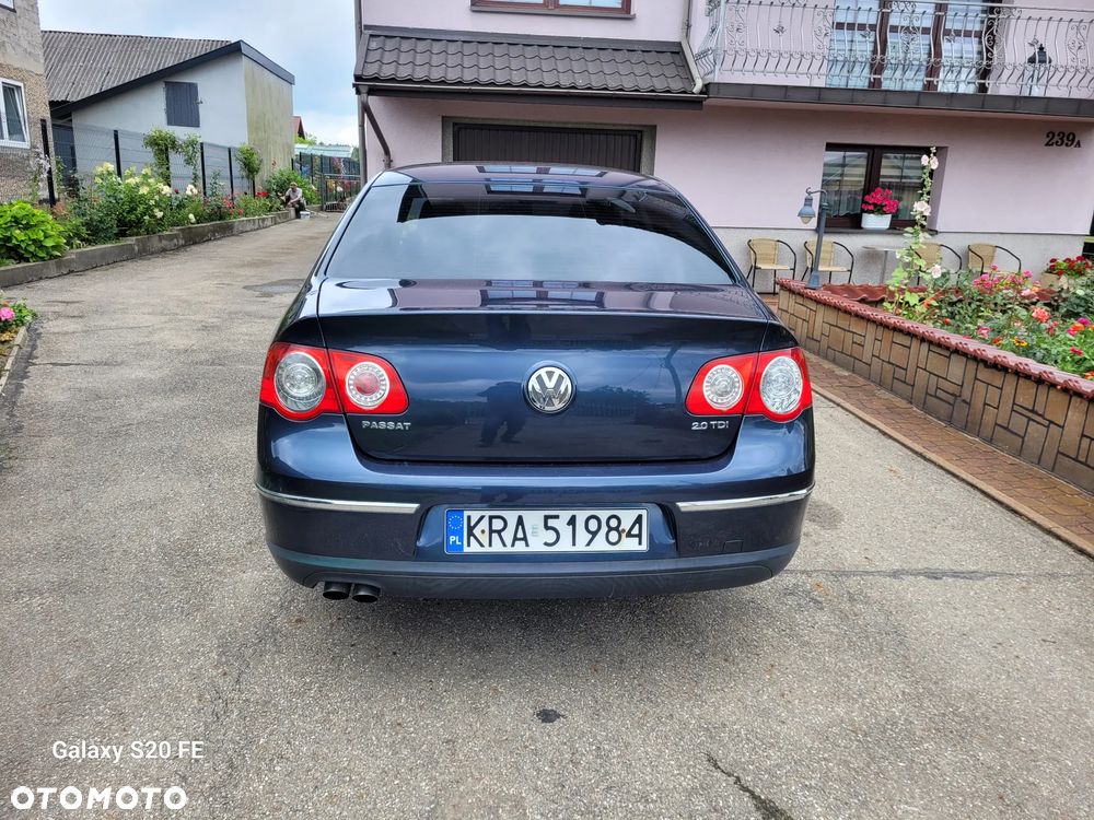 Volkswagen Passat 2.0 TDI Trendline - 7