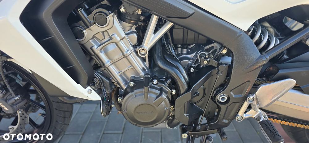 Honda CB - 34