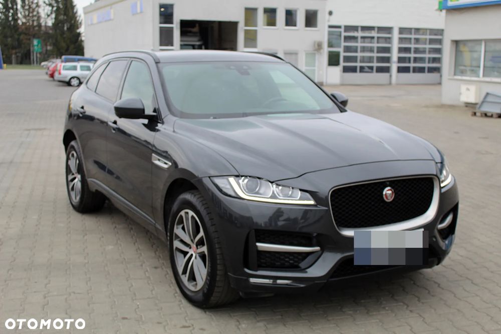 Jaguar F-Pace 2.0 i4D AWD R-Sport - 9