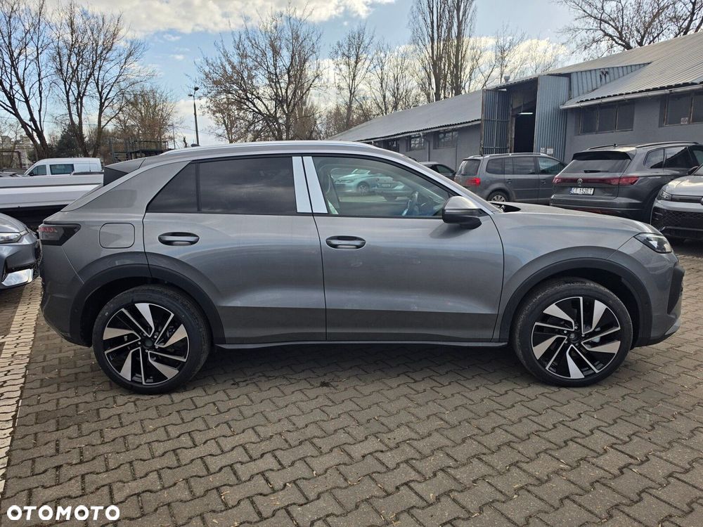 Volkswagen T-Roc - 7
