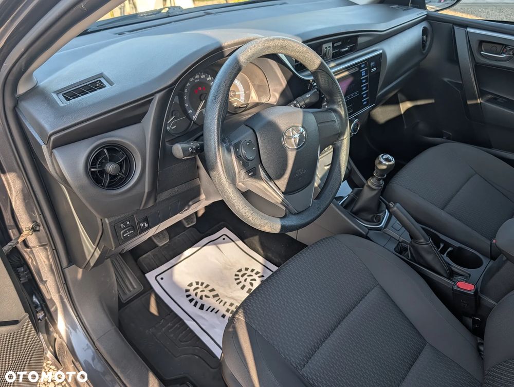 Toyota Corolla 1.33 Active - 14