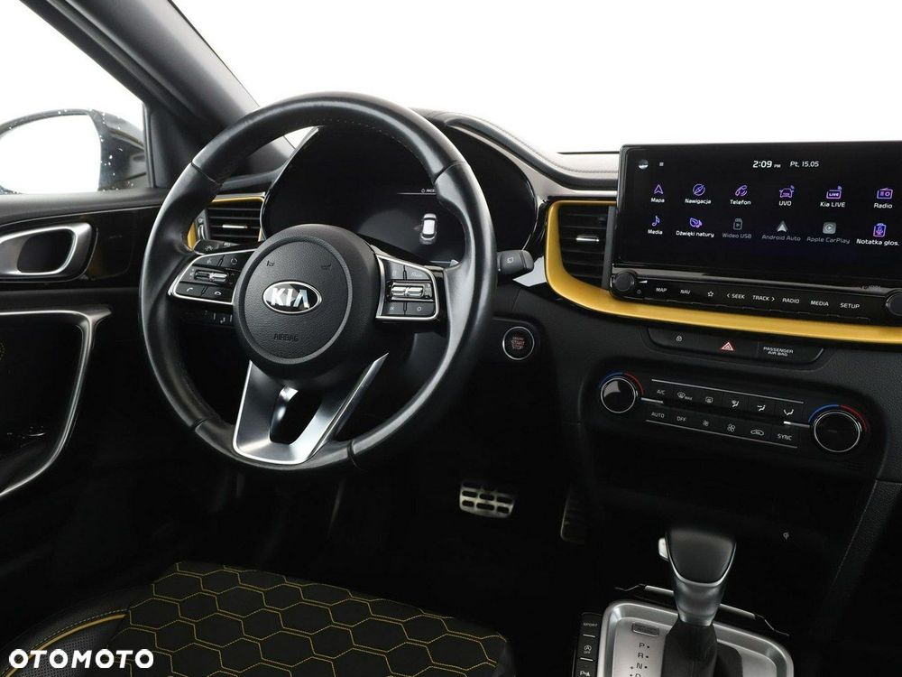 Kia XCeed 1.5 T-GDI Business Line DCT - 17
