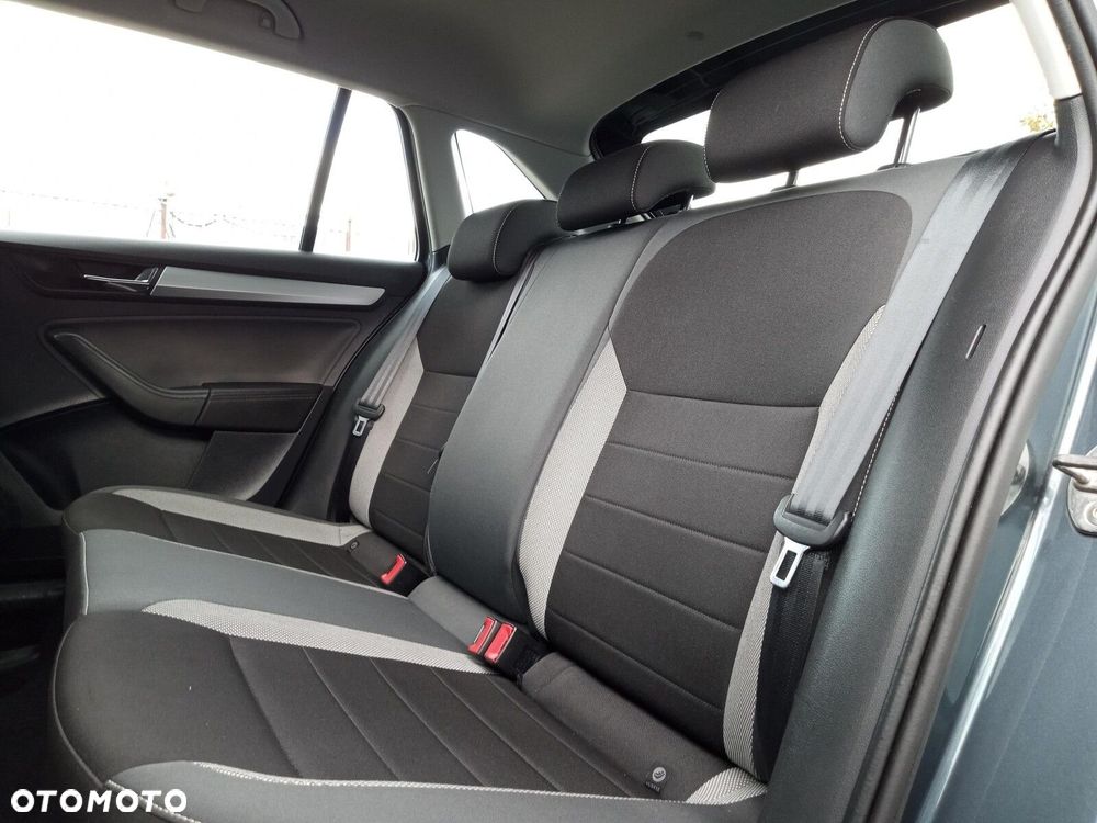 Skoda RAPID 1.0 TSI Ambition - 23
