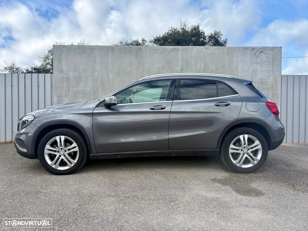 Mercedes-Benz GLA 180 (CDI) d 7G-DCT Urban - 3