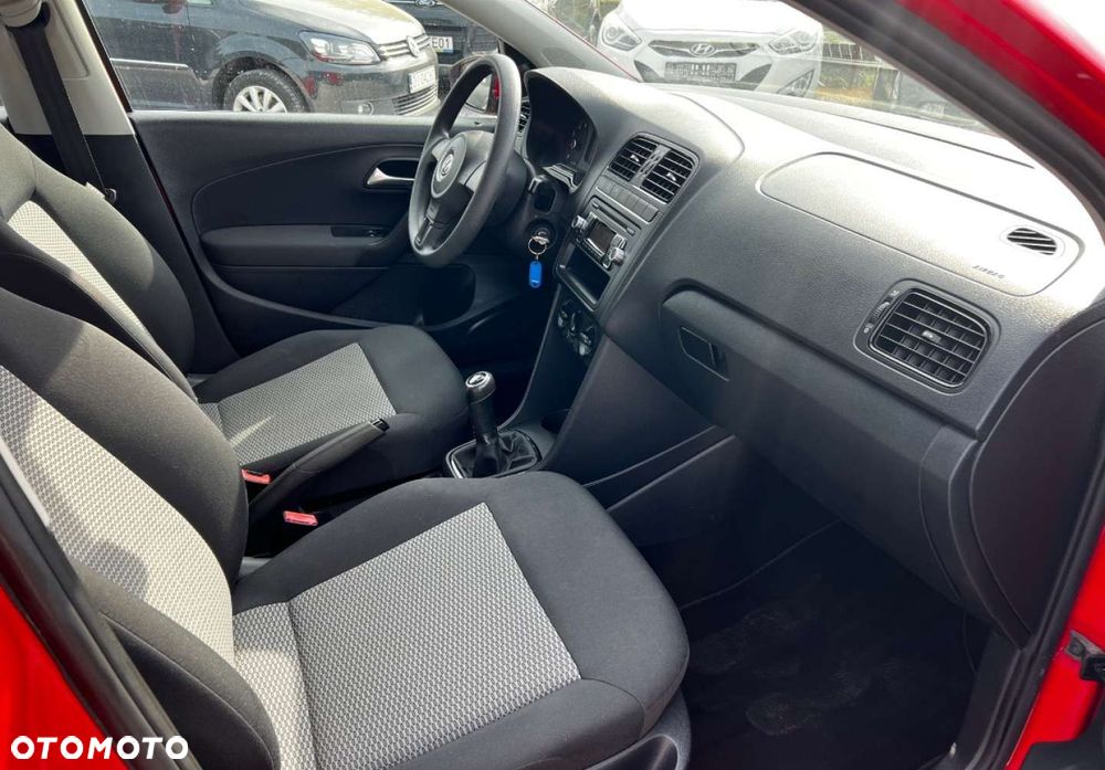 Volkswagen Polo - 9