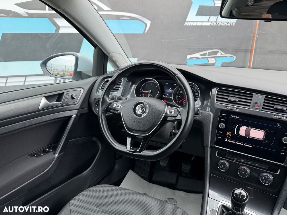 Volkswagen Golf 1.6 TDI SCR Comfortline - 8