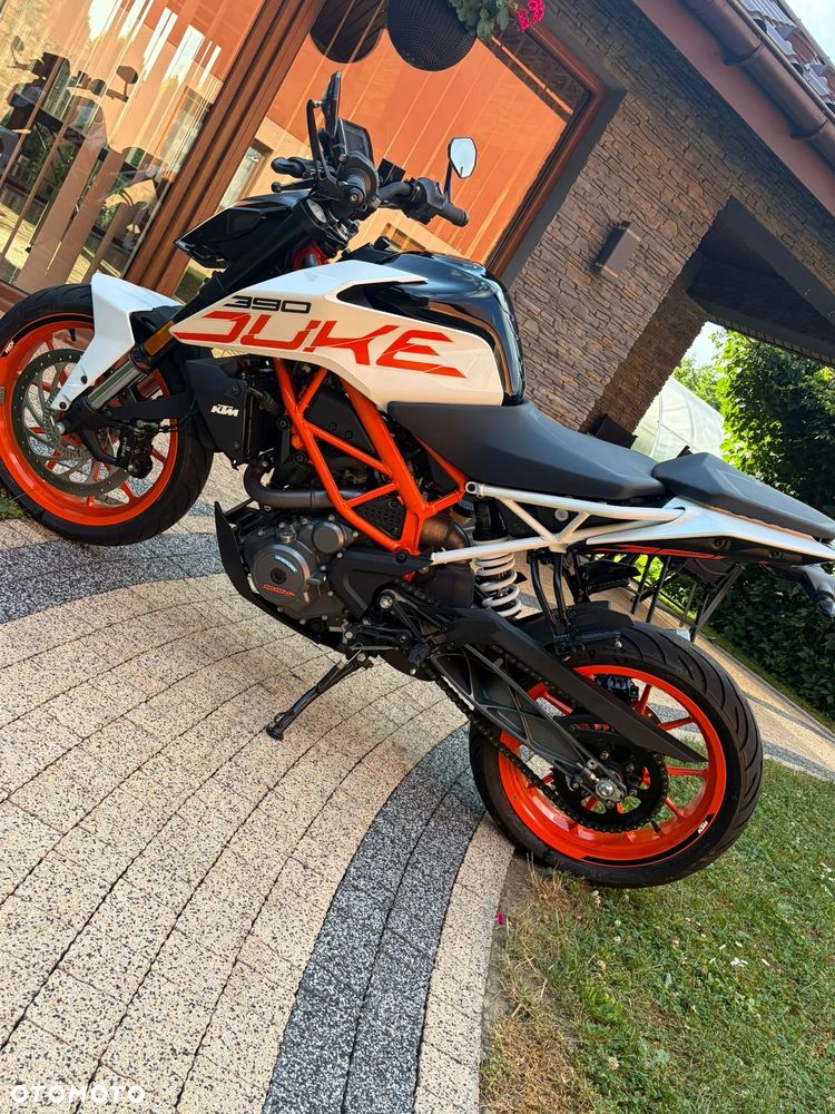 KTM Duke 390 - 8
