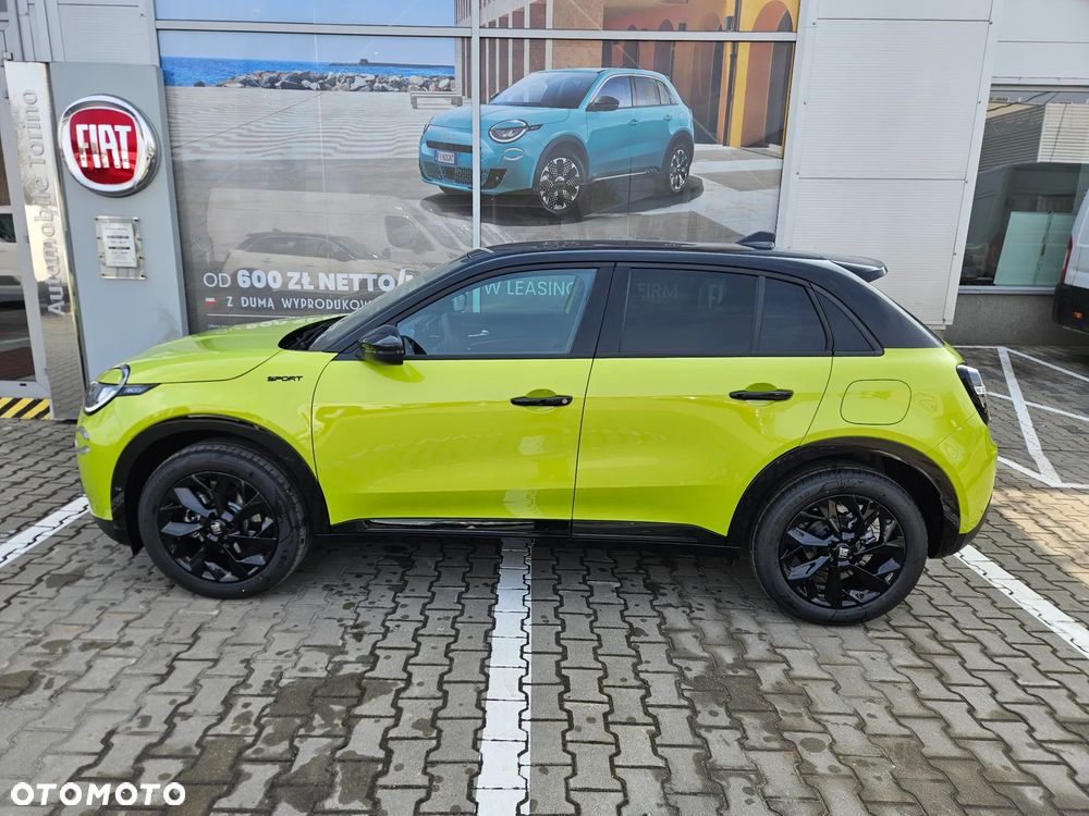 Fiat 600 1.2 Turbo Sport eDCT - 6