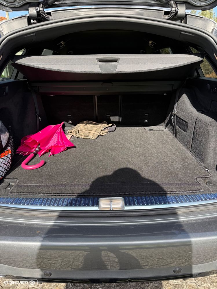 Mercedes-Benz E 220 d AMG - 25