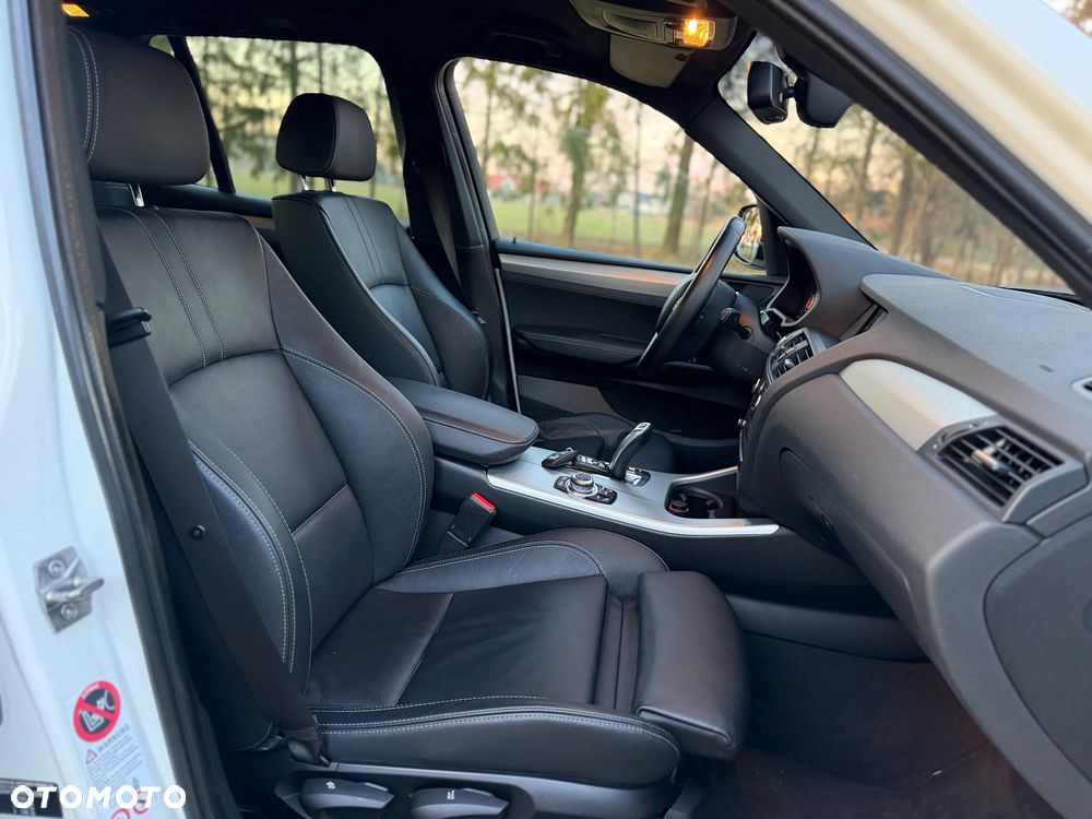 BMW X3 xDrive20d - 12