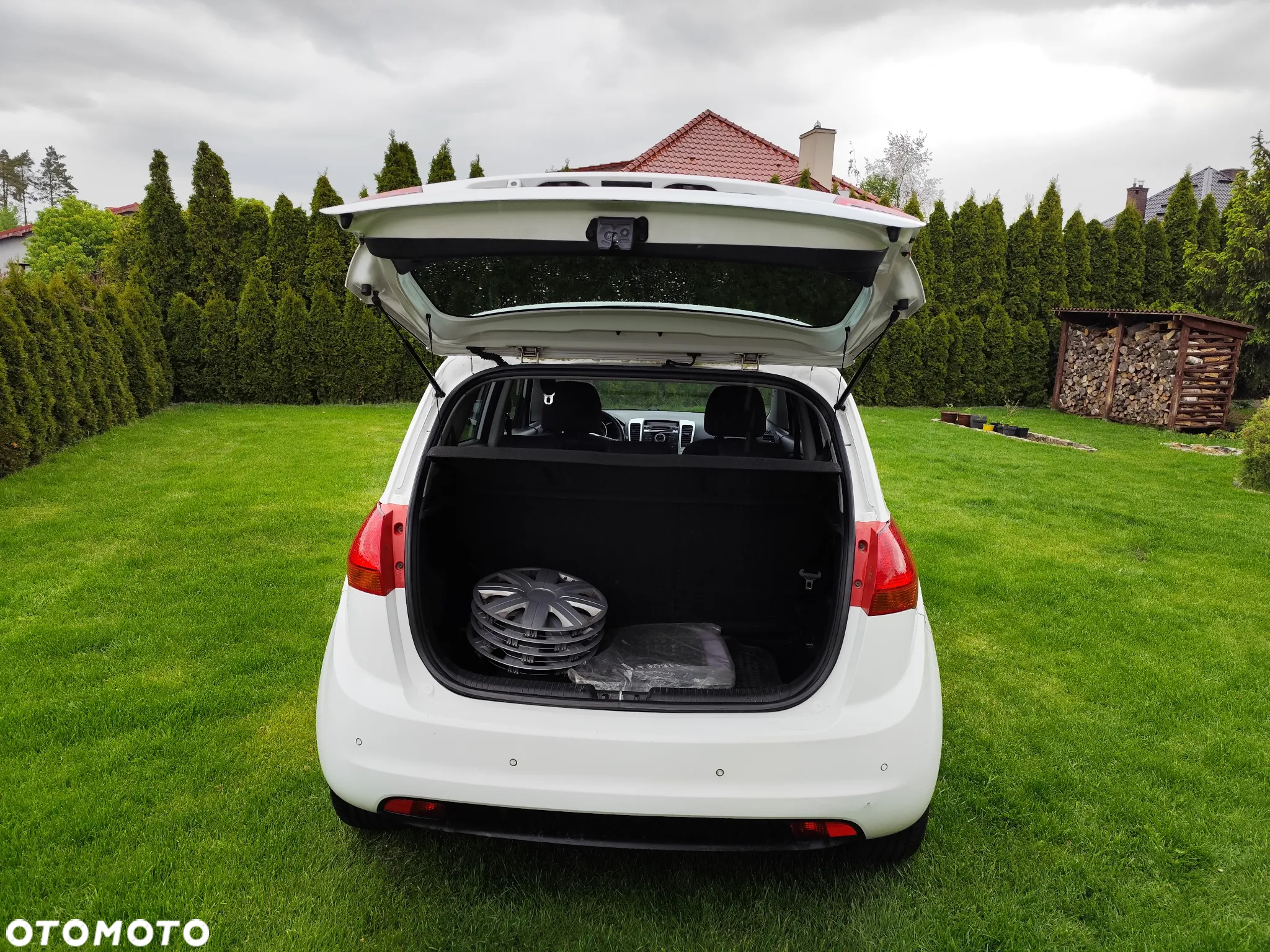 Kia Venga 1.6 CRDi L - 8