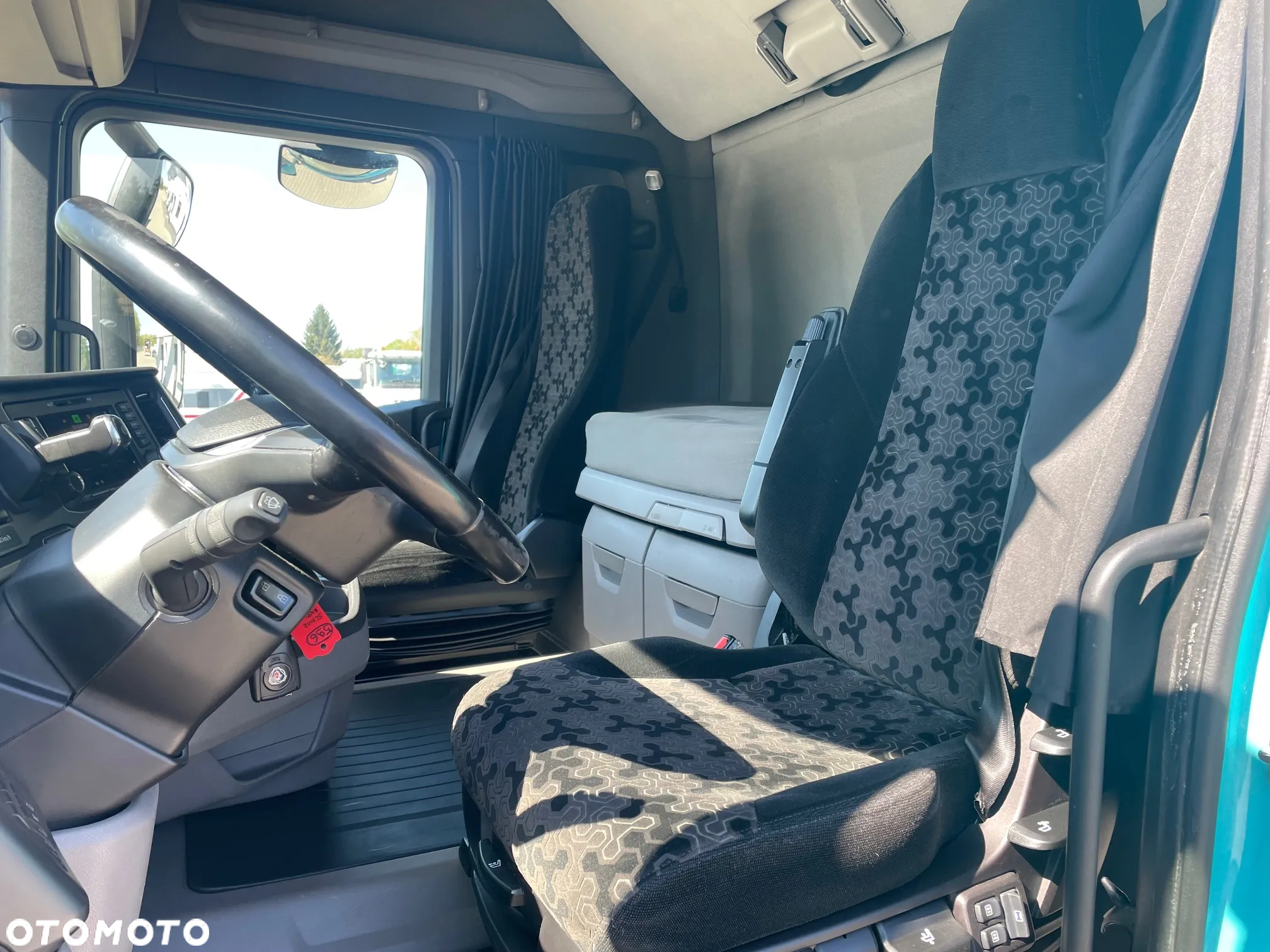 Scania R450 LowDeck, Mega - 13