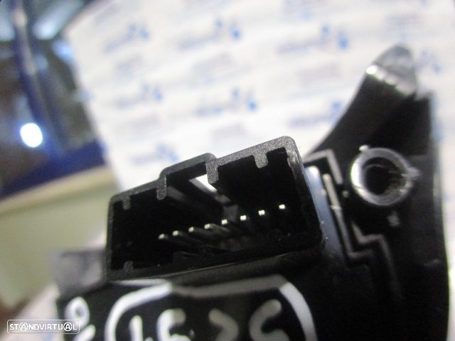 Interruptor 967001W500 KIA RIO 3 FASE 1 2013 1.4CRDI 90CV 3P CASTANHO ESCURO VOLANTE Controlo De Velocidade - 3