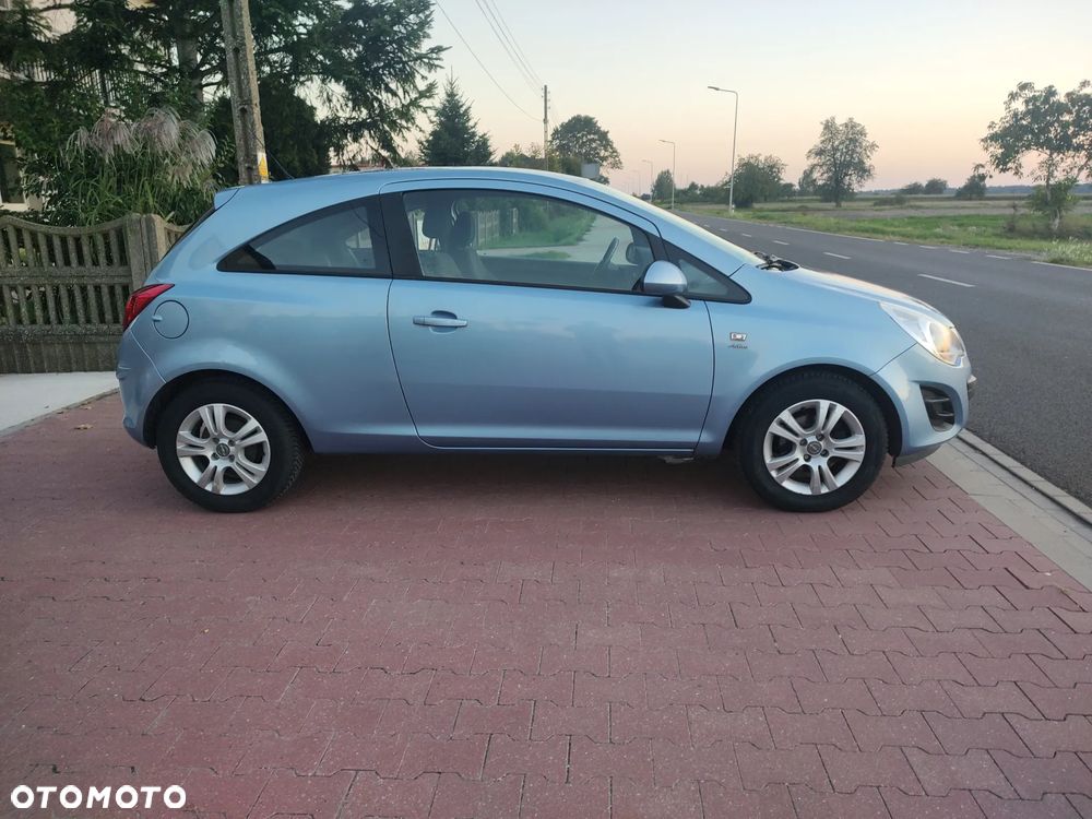 Opel Corsa - 17