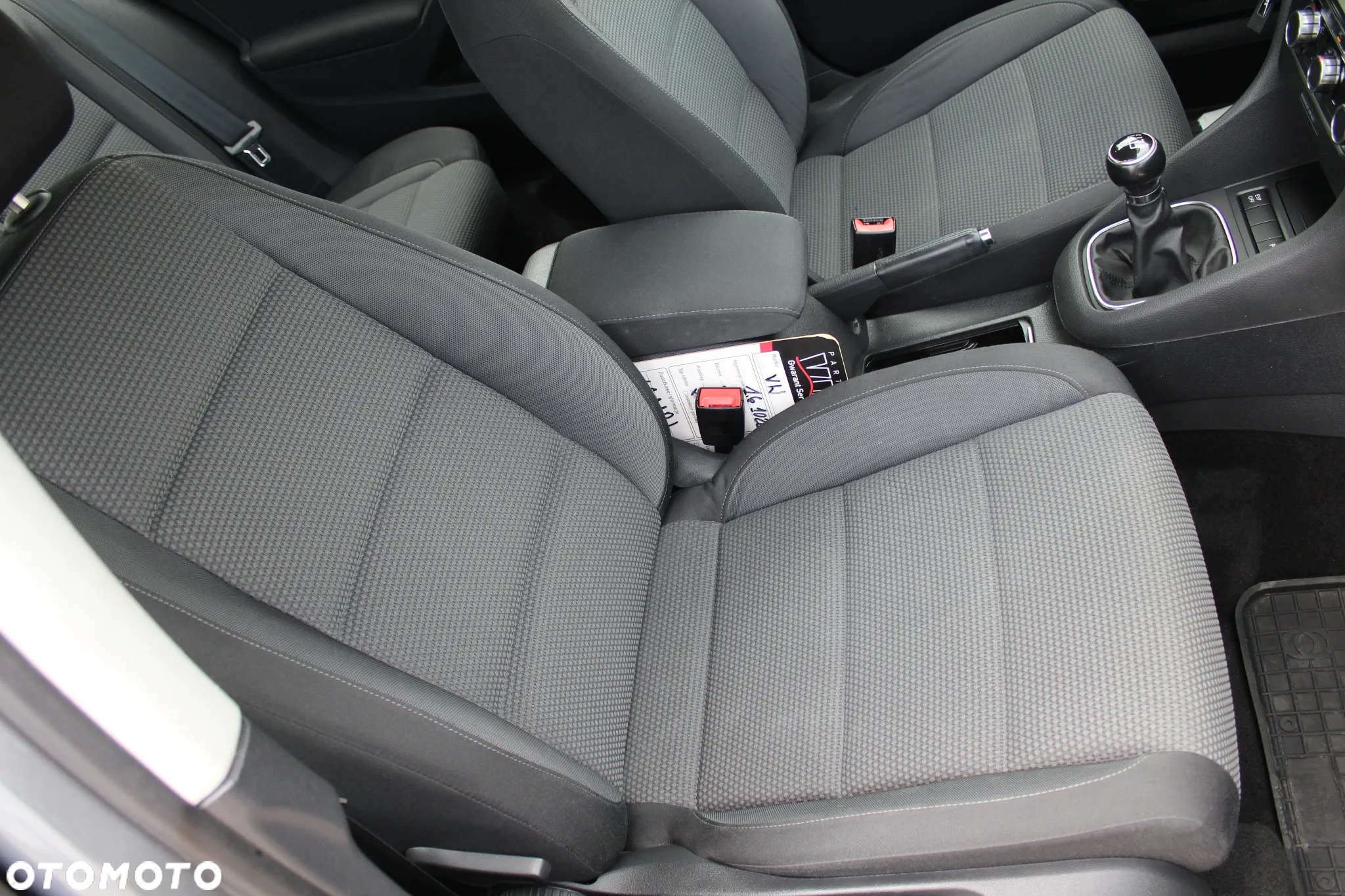 Volkswagen Golf 1.6 Comfortline - 20