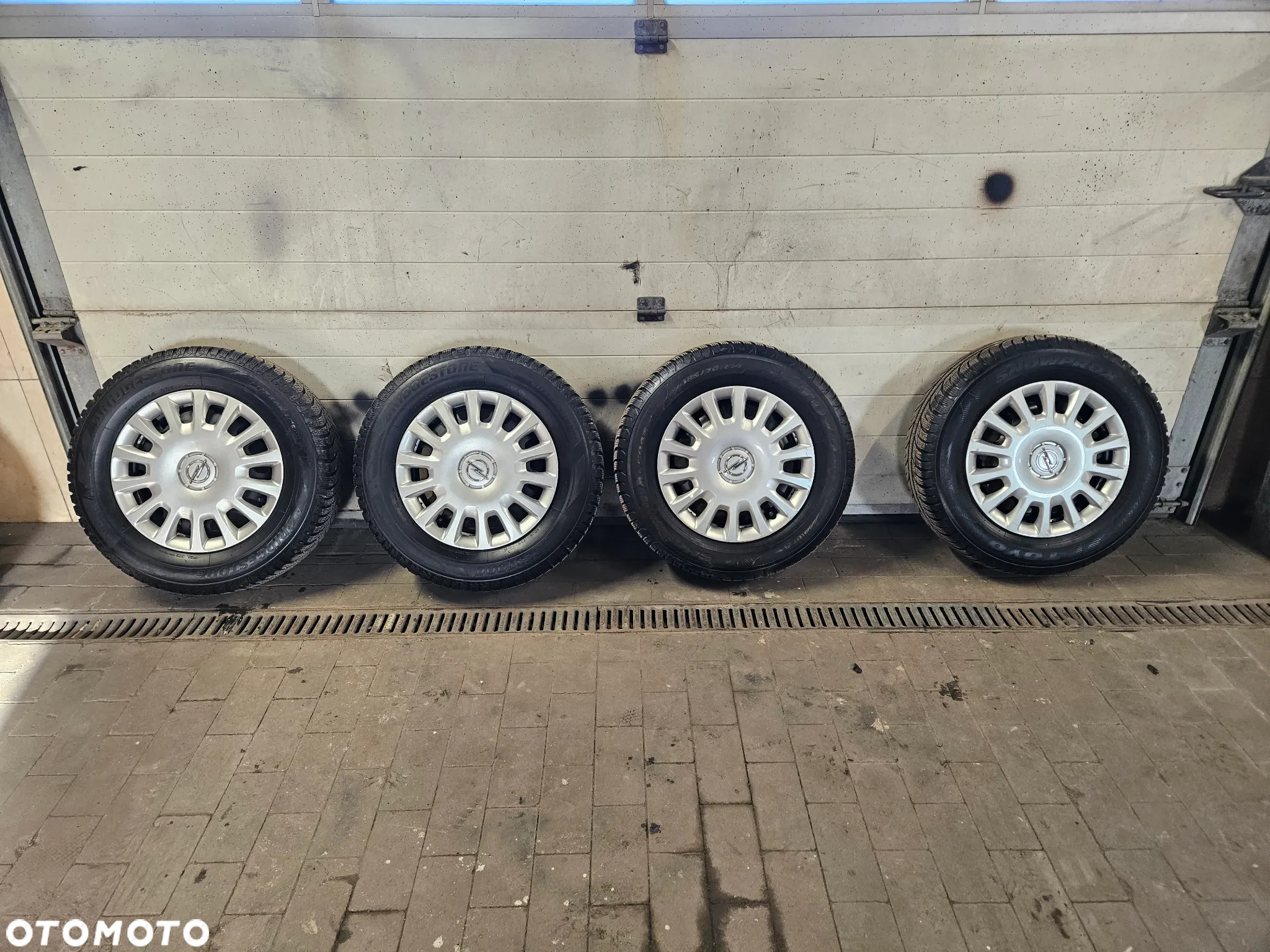Opel Corsa 1.2 Enjoy - 37