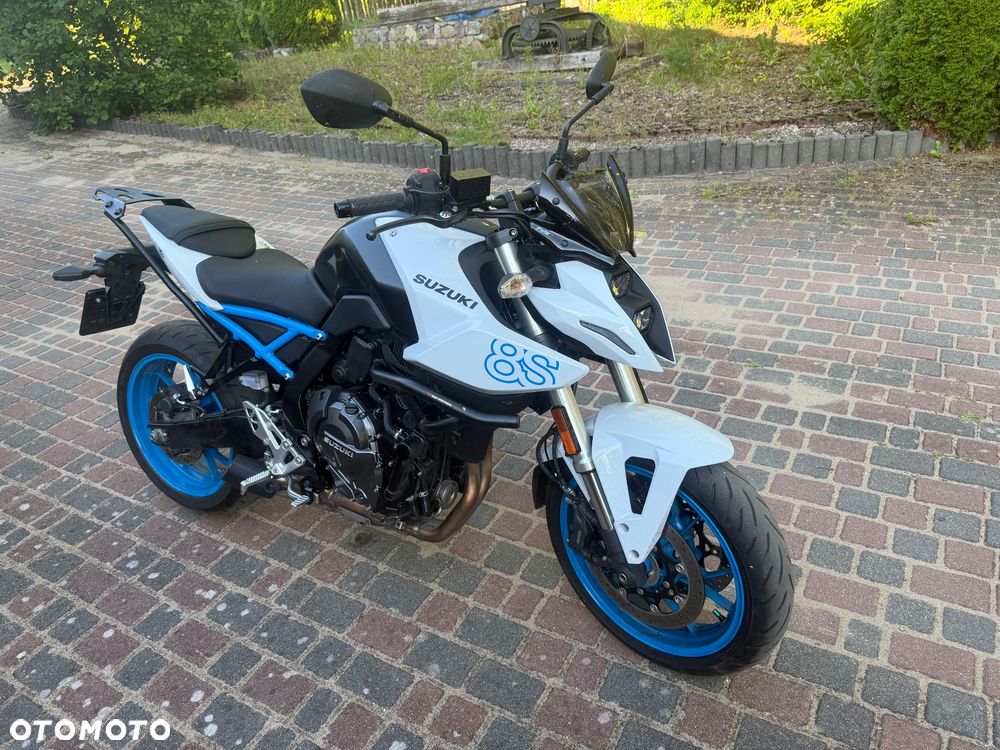 Suzuki GSX - 1