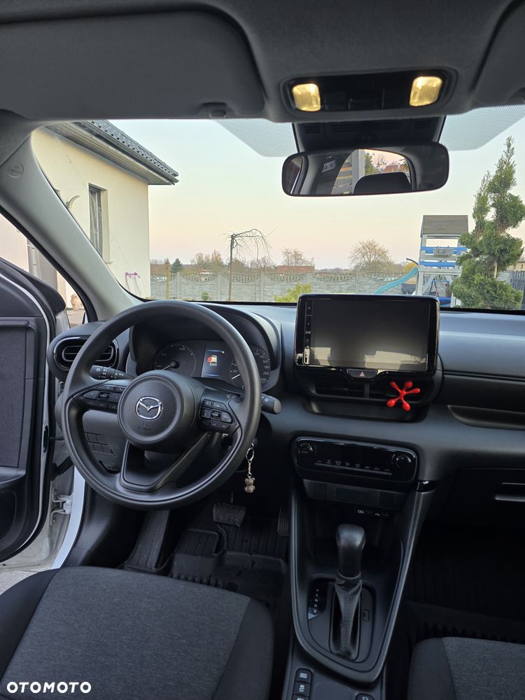 Mazda 2 Hybrid 1.5 VVT-i 116 CVT SELECT - 28