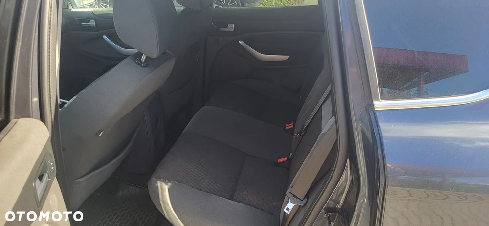 Ford Kuga 2.0 TDCi Trend - 10