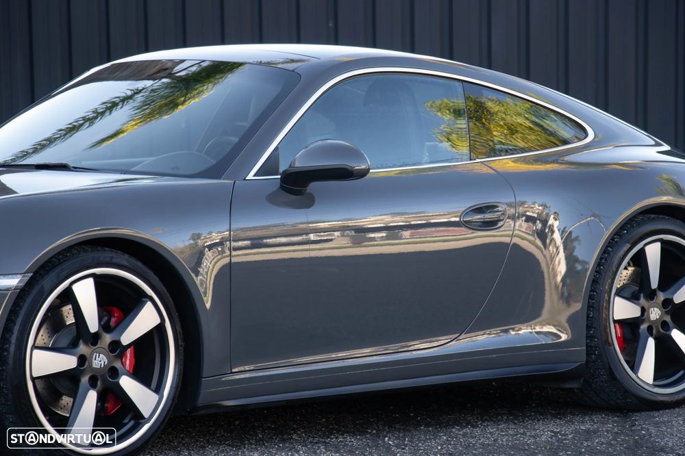Porsche 911 (991) Carrera S PDK 50 Anos - 16