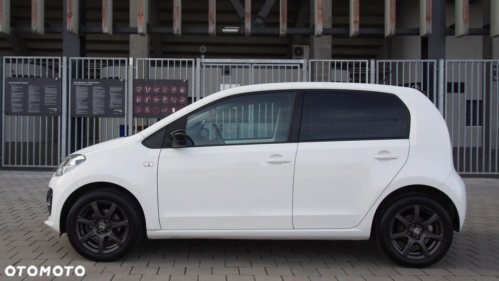 Volkswagen up! - 4