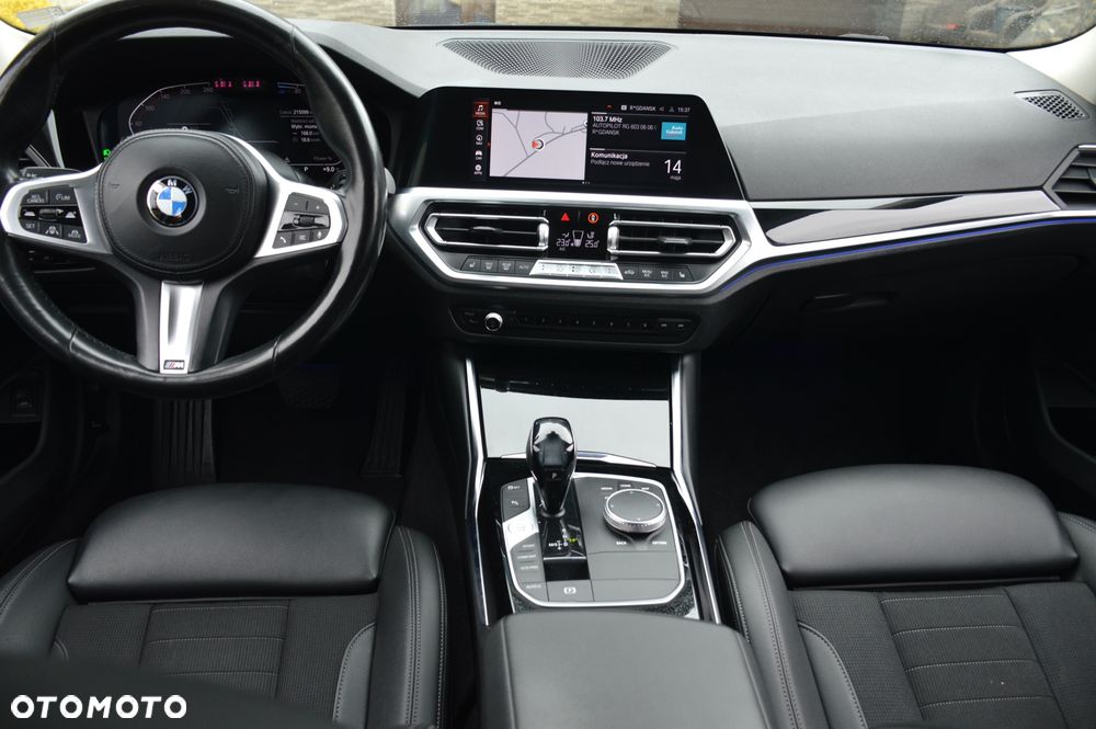 BMW Seria 3 320d MHEV Sport Line - 19