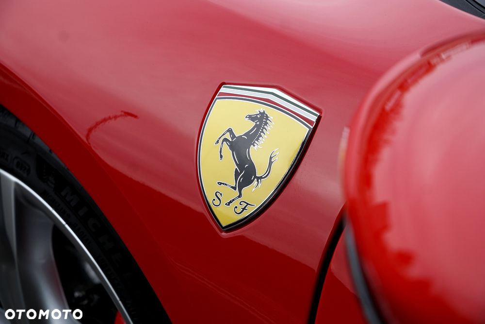 Ferrari 296 GTB - 17