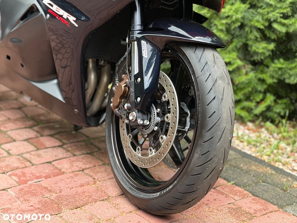Honda CBR - 22