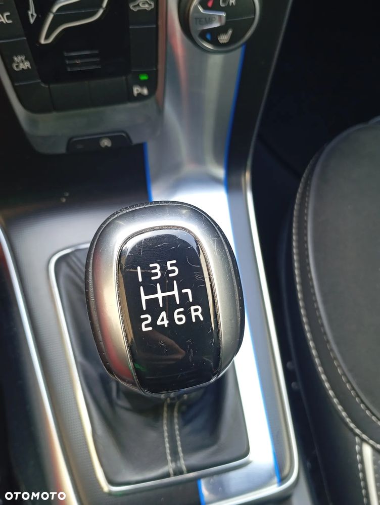 Volvo V40 - 7