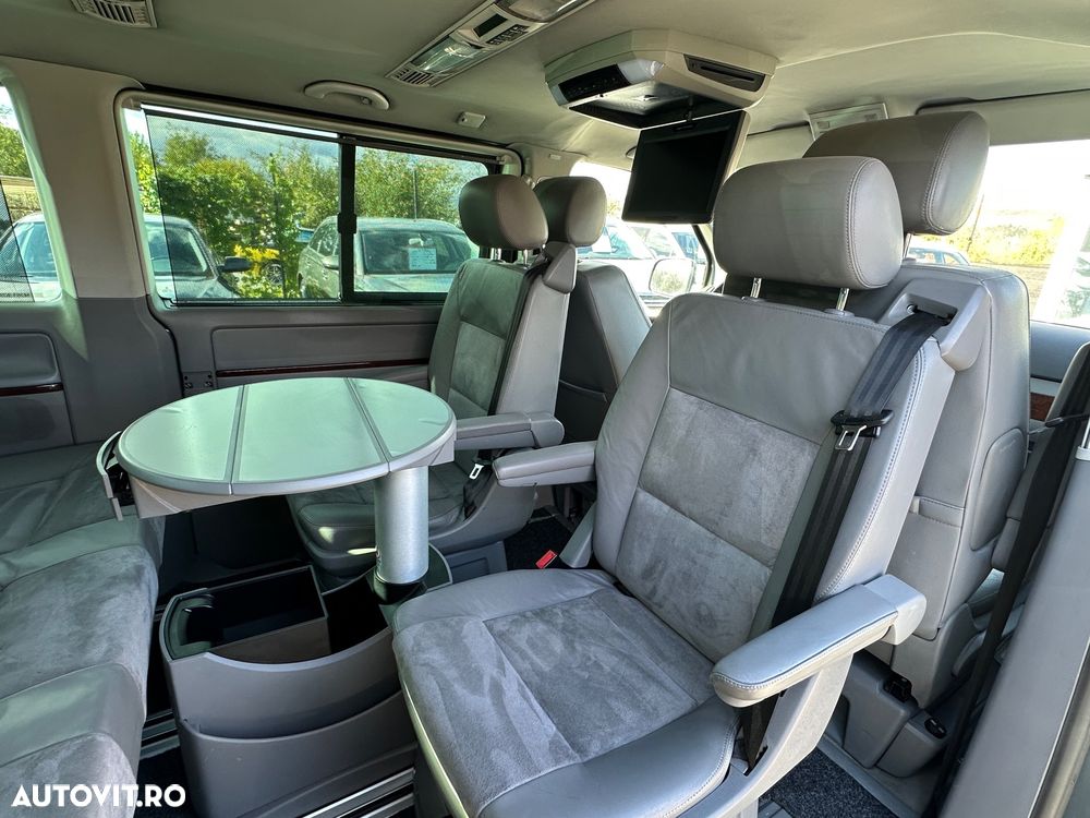 Volkswagen Multivan - 8