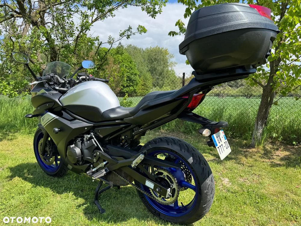Yamaha XJ - 4