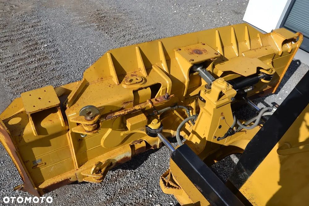 Caterpillar D6K LGP - 20